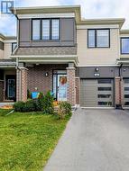 46 BERMONDSEY WAY  Ottawa, ON K2S 2Y7