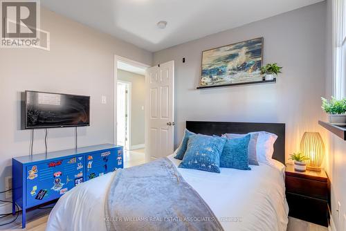 793 Third Street, Mississauga, ON - Indoor Photo Showing Bedroom