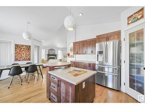 13006 141B Av Nw, Edmonton, AB - Indoor Photo Showing Kitchen