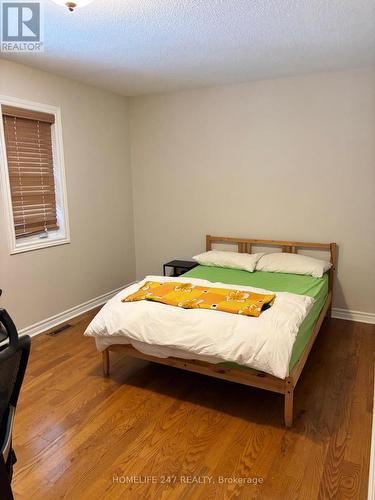 820 Othello Court, Mississauga, ON - Indoor Photo Showing Bedroom