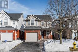 27 GEES WAY  Cambridge, ON N3C 4M5