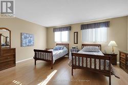 Primary bedroom - 