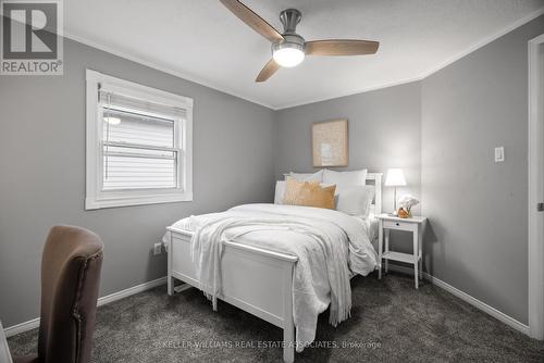 3371 Chartrand Crescent, Mississauga, ON - Indoor Photo Showing Bedroom