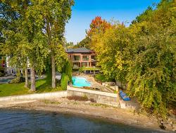 21 Cours East Gables  Beaconsfield, QC H9W 4G9