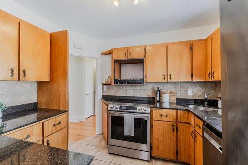 388 Campbell Street, Winnipeg, MB - Indoor Photo Showing Kitchen