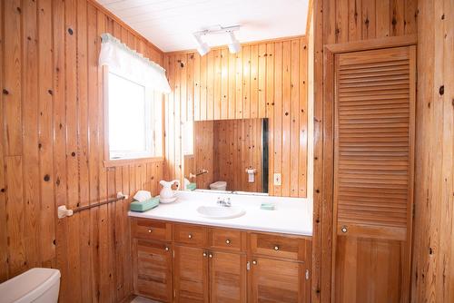 Bathroom - 276 Av. Morel, Kamouraska, QC - Indoor Photo Showing Bathroom