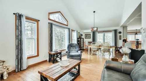 Salon - 846 Côte À Favier, Namur, QC - Indoor Photo Showing Living Room