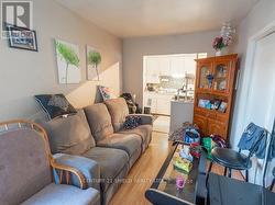 Upper unit - Living room - 