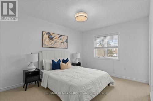 22 - 22 Arlington Crescent, Guelph, ON - Indoor Photo Showing Bedroom