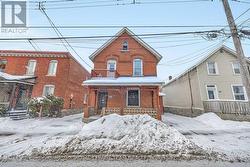 52 LEES AVENUE  Ottawa, ON K1S 0B9