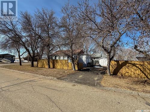 106 1St Street, Gull Lake, SK - Outdoor