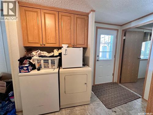 103 5Th Avenue, Chitek Lake, SK - Indoor Photo Showing Laundry Room