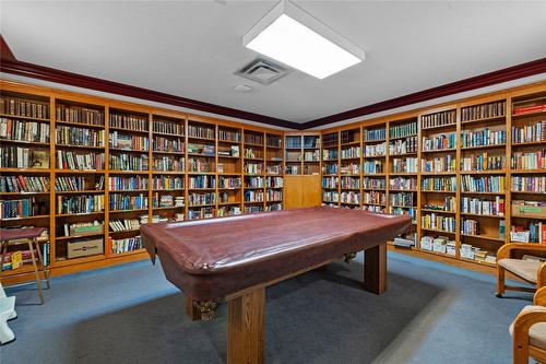 127-877 Klo Road, Kelowna, BC - Indoor Photo Showing Office