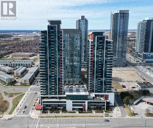 310 - 75 Eglinton Avenue W, Mississauga (Hurontario), ON - Outdoor