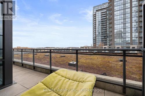 310 - 75 Eglinton Avenue W, Mississauga (Hurontario), ON - Outdoor