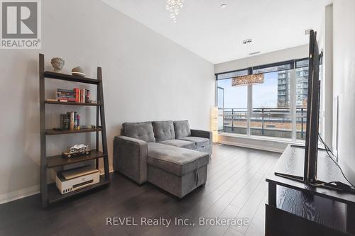 310 - 75 Eglinton Avenue W, Mississauga (Hurontario), ON - Indoor