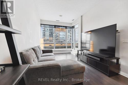 310 - 75 Eglinton Avenue W, Mississauga (Hurontario), ON - Indoor