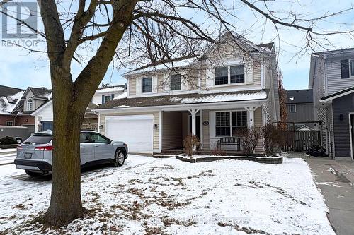 12 BRIGANTINE COURT  St. Catharines (Port Weller), ON L2M 7V4