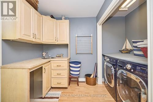 The laundry room on the main floor. - 12 Brigantine Court, St. Catharines (Port Weller), ON - Indoor Photo Showing Laundry Room