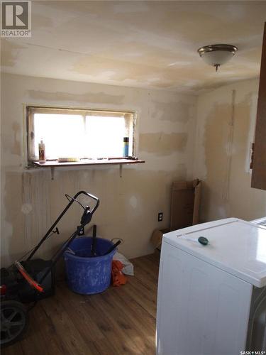 209 Langley Street, Burstall, SK - Indoor Photo Showing Laundry Room