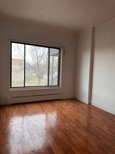 Chambre à coucher principale - 4409 Rue Beaubien E., Montréal (Rosemont/La Petite-Patrie), QC - Indoor Photo Showing Other Room