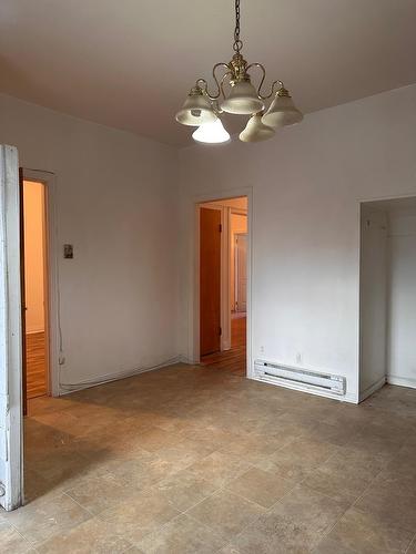 Cuisine - 4409 Rue Beaubien E., Montréal (Rosemont/La Petite-Patrie), QC - Indoor Photo Showing Other Room