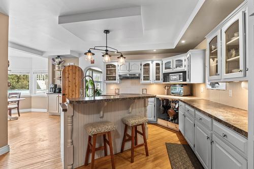 Cuisine - 696 Route 202 E., Hemmingford - Canton, QC - Indoor Photo Showing Kitchen With Upgraded Kitchen