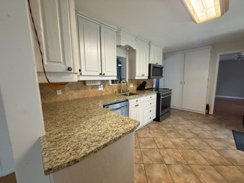 Kitchen - 2072 Ch. De Moffet-Latulipe, Latulipe-Et-Gaboury, QC - Indoor Photo Showing Kitchen