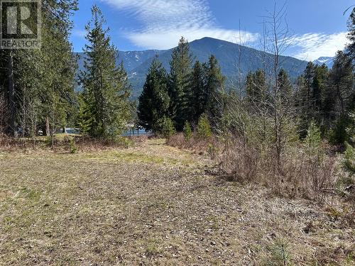7416 3A Highway, Balfour, BC 