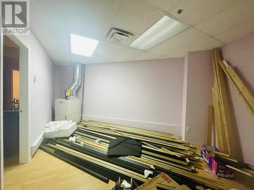 100 8240 Lansdowne Road, Richmond, BC 