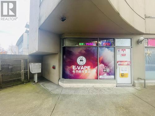 100 8240 Lansdowne Road, Richmond, BC 