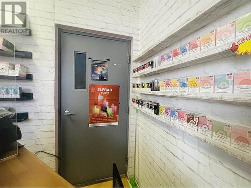 100 8240 Lansdowne Road, Richmond, BC 