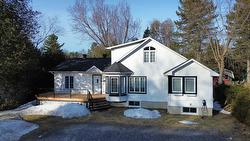 116 Av. des Guides  Magog, QC J1X 5V3