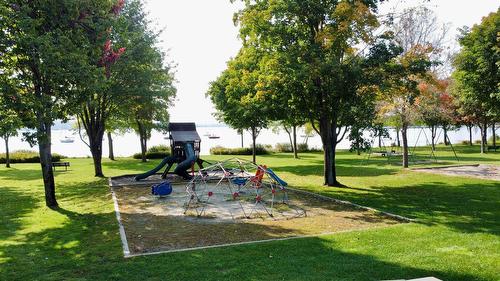 Accès au plan d'eau - 116 Av. Des Guides, Magog, QC - Outdoor