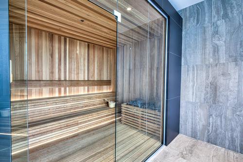 Sauna - 2715-1500 Boul. René-Lévesque O., Montréal (Ville-Marie), QC - Indoor