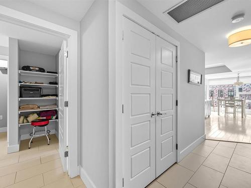 307 31 Kings Wharf Place, Dartmouth, NS 