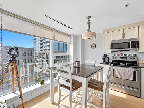 307 31 Kings Wharf Place, Dartmouth, NS 