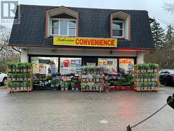 126 MAIN STREET  Halton Hills, ON L7J 1W6