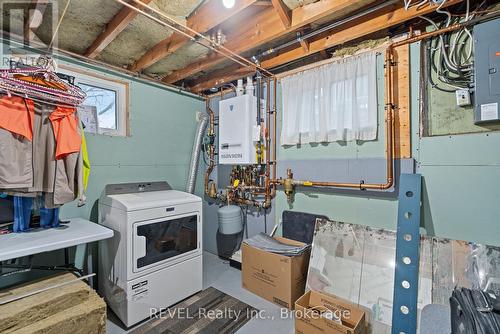 6398 Mountain Road, Niagara Falls (Stamford), ON - Indoor