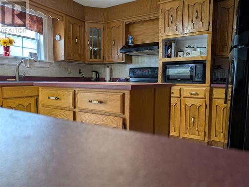 88 Main Street, Pilley'S Island, NL - Indoor Photo Showing Kitchen