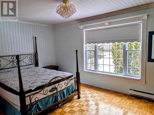 88 Main Street, Pilley'S Island, NL - Indoor Photo Showing Bedroom