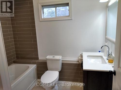 7177 Beach Drive, Ramara, ON - Indoor Photo Showing Bathroom