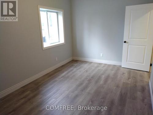 7177 Beach Drive, Ramara, ON - Indoor Photo Showing Other Room