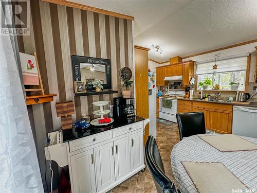 107 May Street, Neudorf, SK - Indoor Photo Showing Other Room