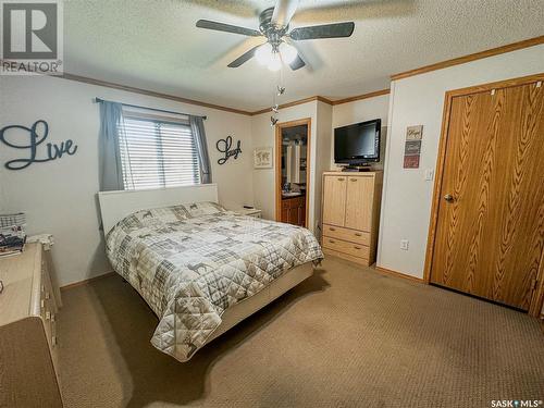 107 May Street, Neudorf, SK - Indoor Photo Showing Bedroom