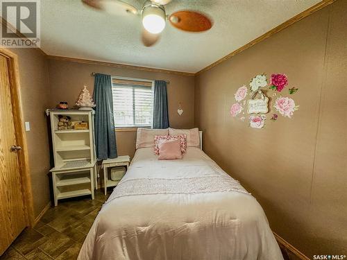 107 May Street, Neudorf, SK - Indoor Photo Showing Bedroom