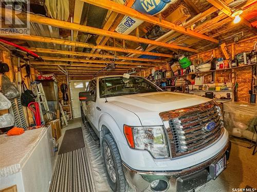 107 May Street, Neudorf, SK - Indoor Photo Showing Garage