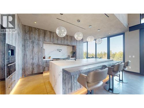 4275 Todd Road, Kelowna, BC - Indoor