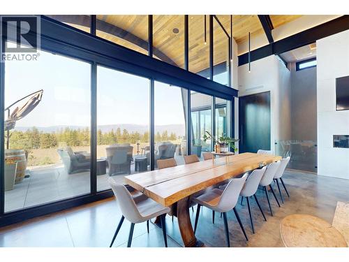 4275 Todd Road, Kelowna, BC - Indoor Photo Showing Dining Room