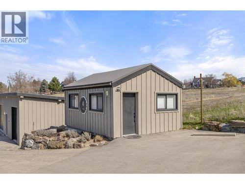 Converted shed with full bathroom & an office space/bedroom w/sink - 4275 Todd Road, Kelowna, BC - Outdoor